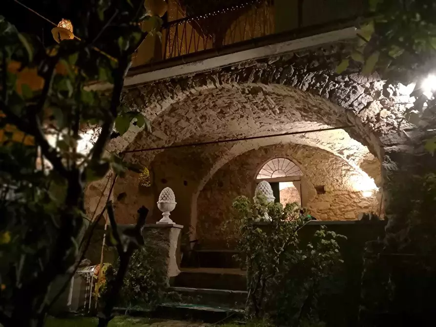 Immagine 12 di Rustico / casale in vendita  in Via Gianelli 58 a Carro