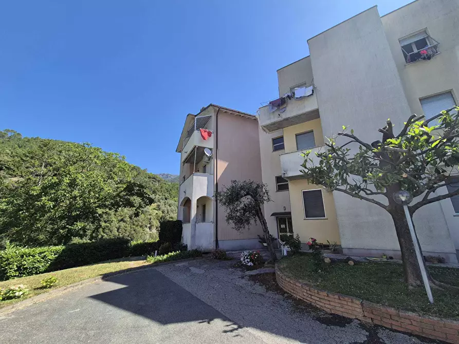 Immagine 13 di Bilocale in vendita  in Via Aldo Moro 60 a Deiva Marina