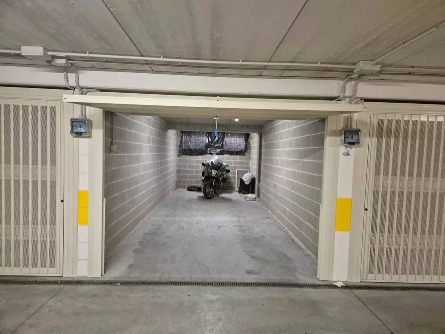 Immagine 7 di Garage in vendita  in Piazza della Stazione 6E a Sestri Levante