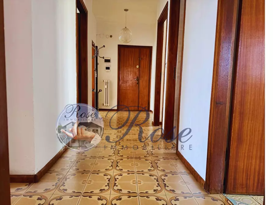 Immagine 4 di Pentalocale in vendita  a Livorno