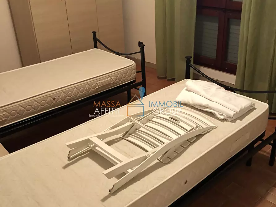 Immagine 11 di Pentalocale in affitto  in Viale Lungomare di Ponente 14 a Massa