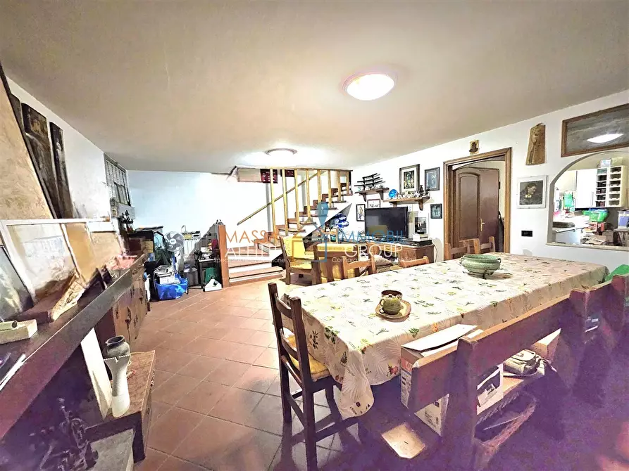 Immagine 22 di Villetta a schiera in vendita  in Via Godola 26 a Massa