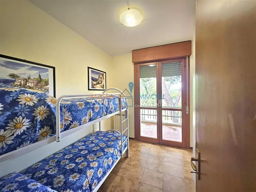 Immagine 22 di Quadrilocale in vendita  in Via Stradella 57 a Massa