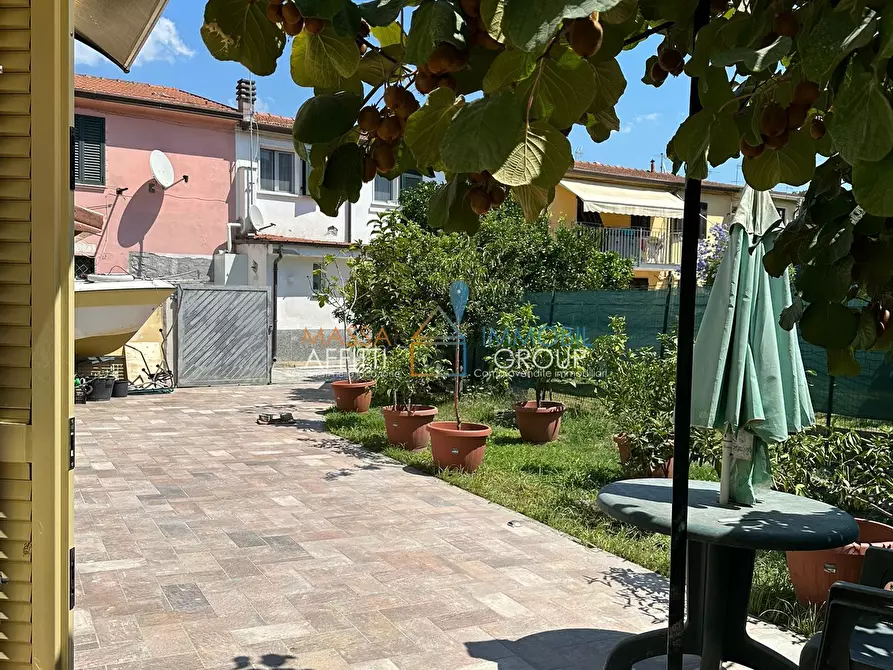 Immagine 4 di Trilocale in affitto  in Via Capitano Michele Fiorillo 15A a Carrara