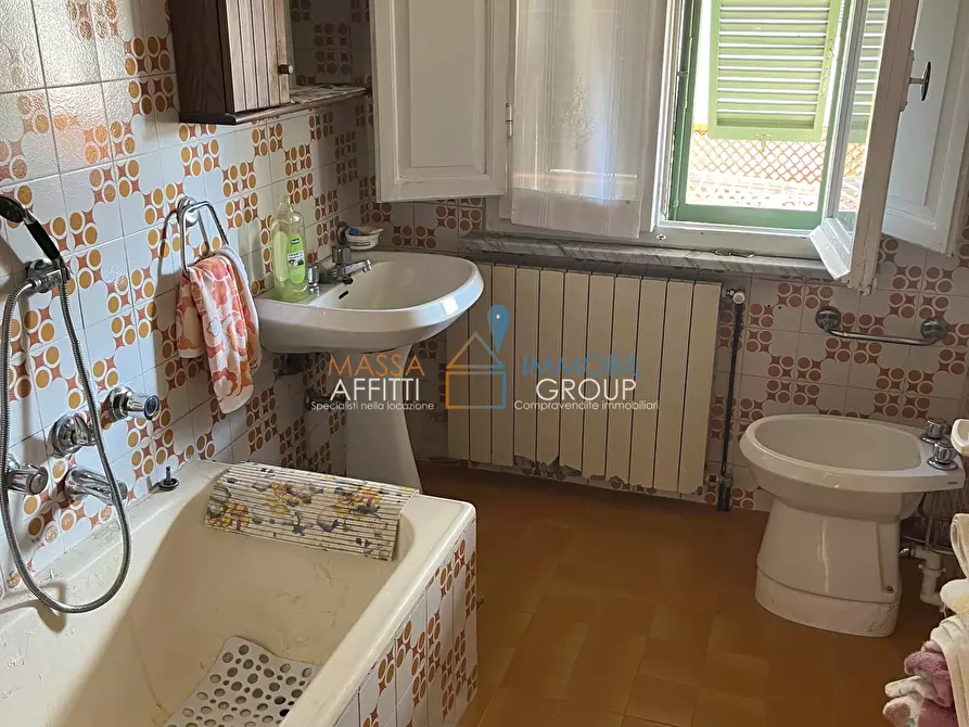 Immagine 16 di Casa indipendente in vendita  in Via Crocello 43 a Massa