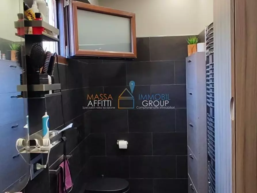 Immagine 9 di Porzione di casa in vendita  in Via Celia 11 a Massa