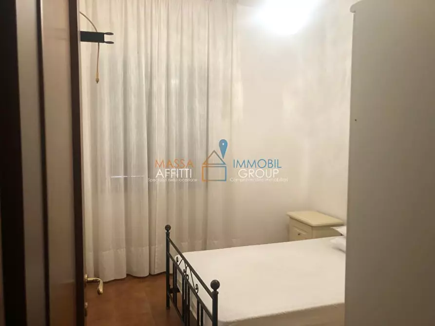 Immagine 11 di Porzione di casa in affitto  in Via Romana 202 a Massa