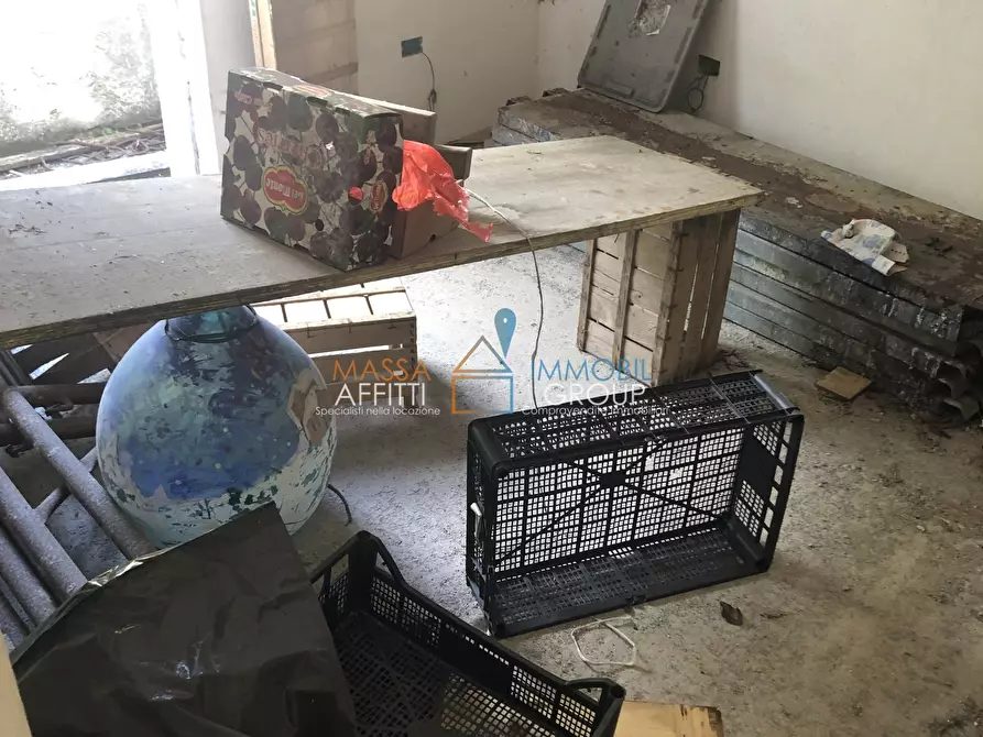 Immagine 10 di Villetta a schiera in vendita  in Via della Posta 43 a Massa