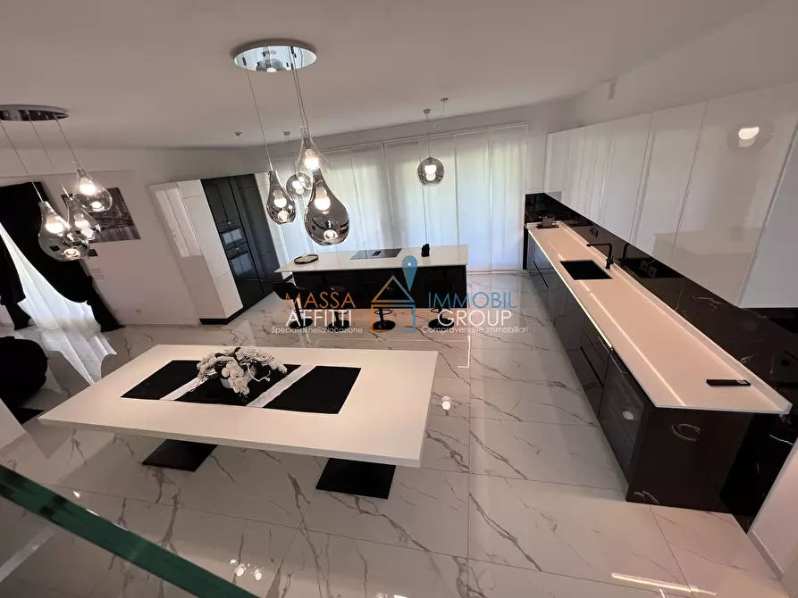 Immagine 34 di Villa in affitto  in Via Vaiana 91 a Pietrasanta