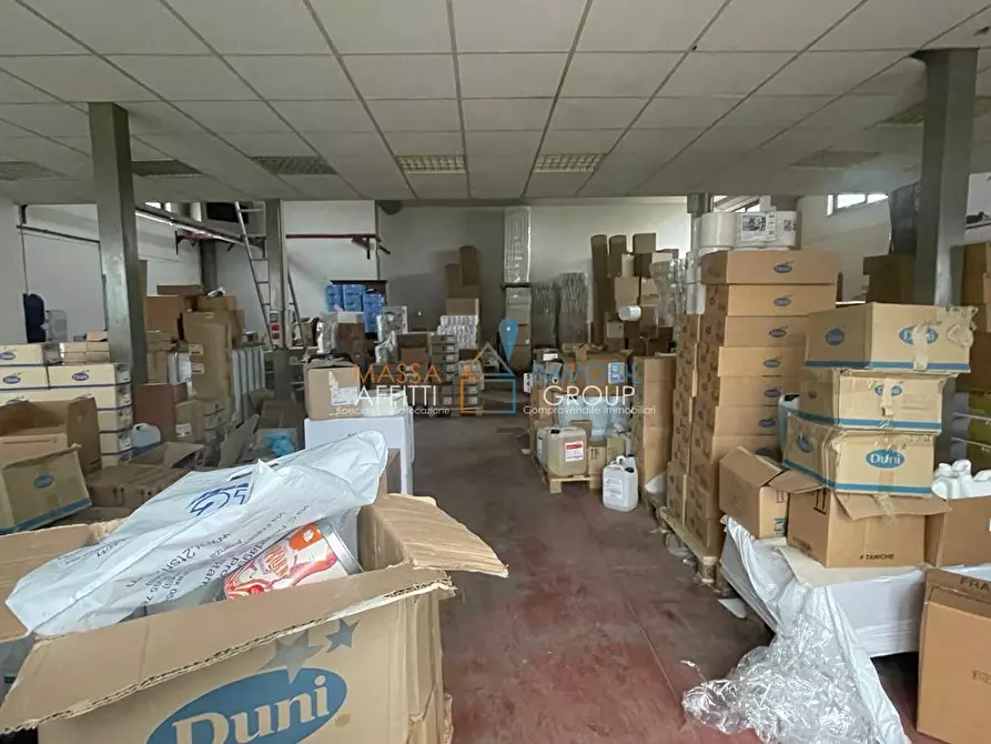 Immagine 1 di Attività artigianale in affitto  in Via del Bravo 4 a Carrara