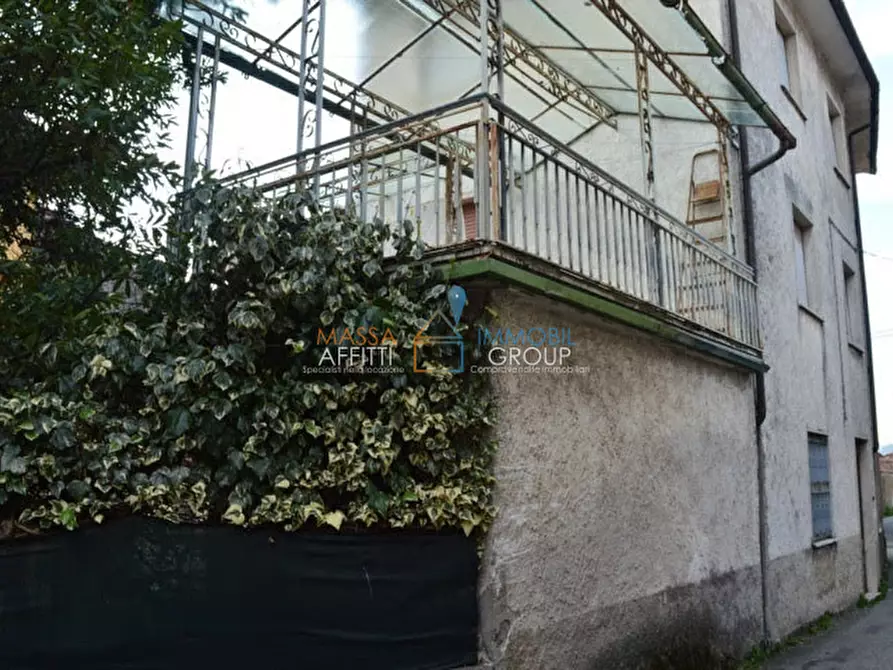 Immagine 1 di Terratetto in vendita  in Via San Maria 3 a Montignoso