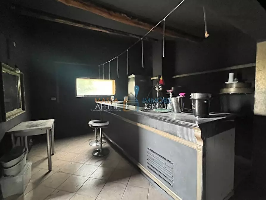 Immagine 9 di Laboratorio in vendita  in Via Bagaglione 41 a Massa