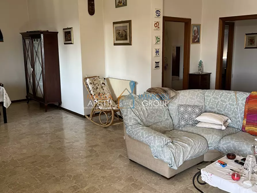 Immagine 4 di Pentalocale in vendita  in Piazza Gino Lucetti 11B a Carrara