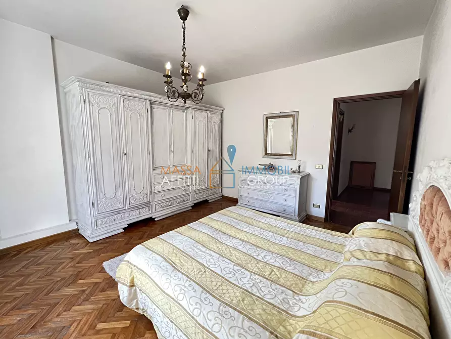 Immagine 21 di Quadrilocale in vendita  in Viale puccini 6 a Massa