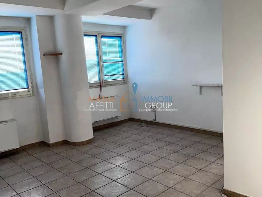 Immagine 26 di Attività artigianale in vendita  in Via Frassina 65 a Massa