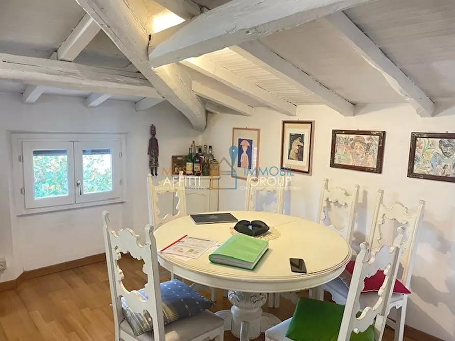 Immagine 10 di Mansarda in vendita  in Via S. Stagi 44B a Forte Dei Marmi