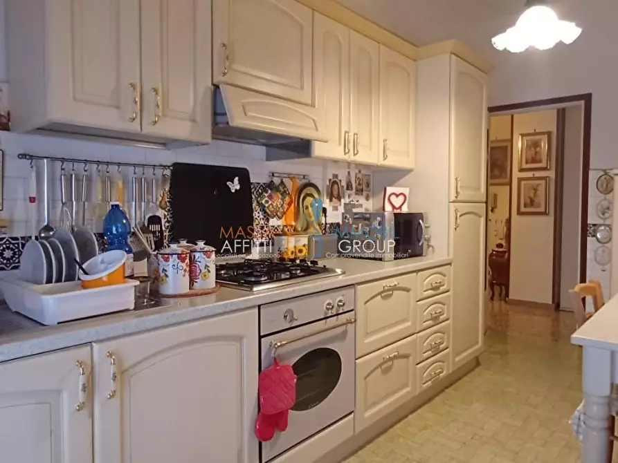 Immagine 7 di Quadrilocale in vendita  in Viale Eugenio Chiesa 15 a Massa