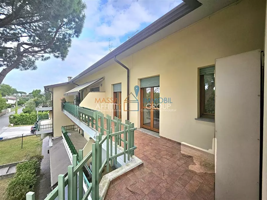 Immagine 10 di Quadrilocale in vendita  in Via Stradella 57 a Massa