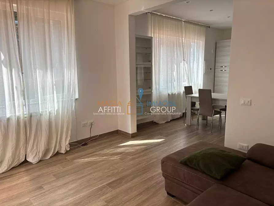 Immagine 5 di Bilocale in affitto  in Via dei Colli 131 a Massa