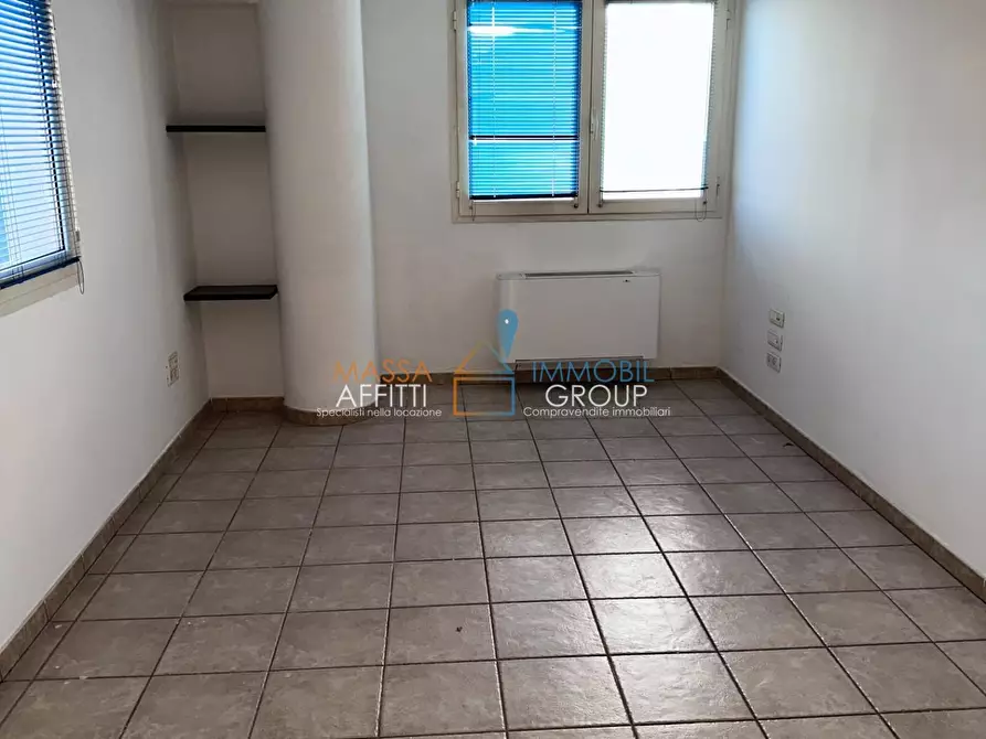 Immagine 24 di Attività artigianale in vendita  in Via Frassina 65 a Massa