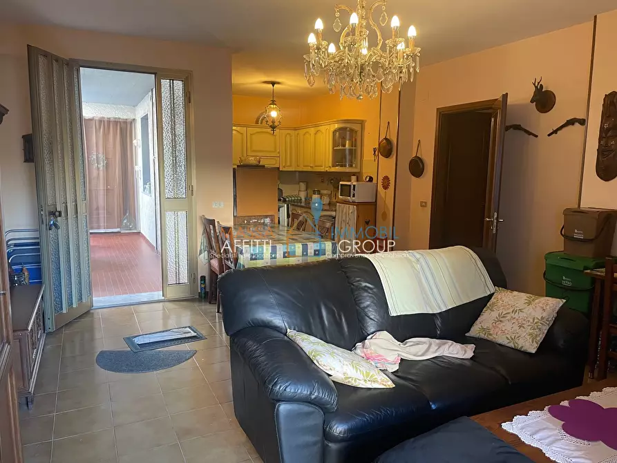 Immagine 13 di Trilocale in vendita  in Largo Quercioli 16 a Massa