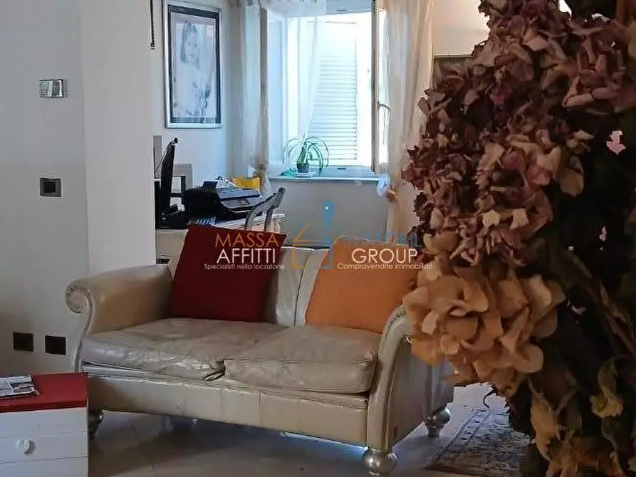 Immagine 60 di Terratetto in vendita  in Via Frigido 8 a Massa