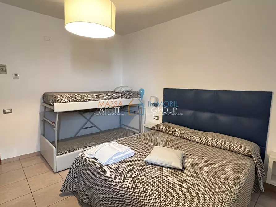 Immagine 12 di Palazzo in vendita  in Viale Ermenegildo Pistelli 70 a Camaiore