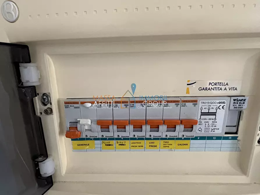 Immagine 15 di Trilocale in vendita  in Via San Sebastiano 4 a Massa