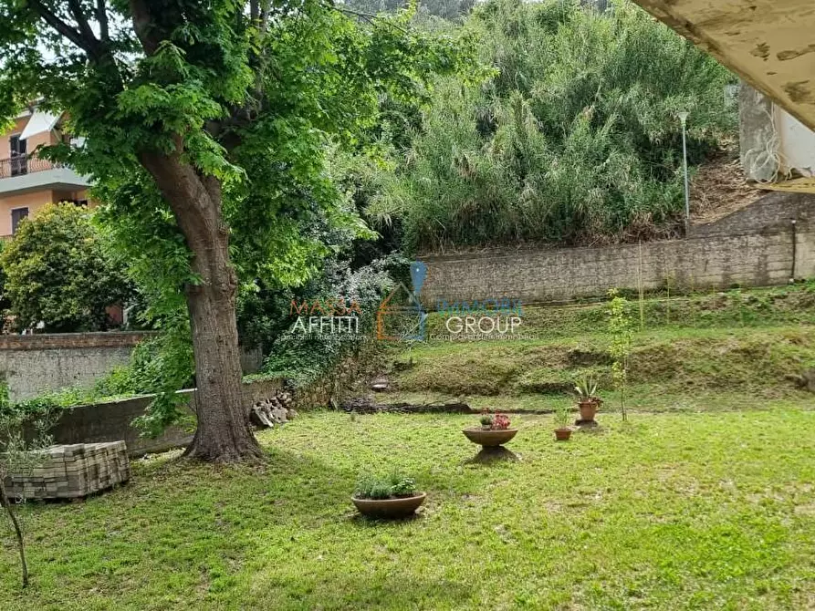 Immagine 25 di Quadrilocale in vendita  in Via Montia 6 a Carrara