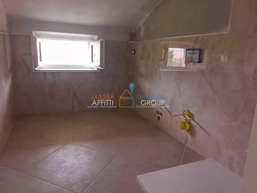 Immagine 13 di Villa in vendita  in Via Poggiolo 64 a Massa