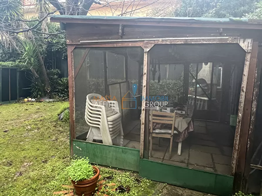 Immagine 46 di Villetta a schiera in vendita  in Via Gioacchino Rossini 14 a Massa