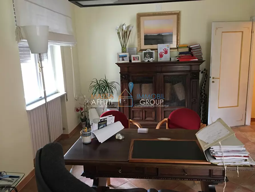 Immagine 4 di Ufficio in affitto  in Largo Giacomo Matteotti 6 a Massa
