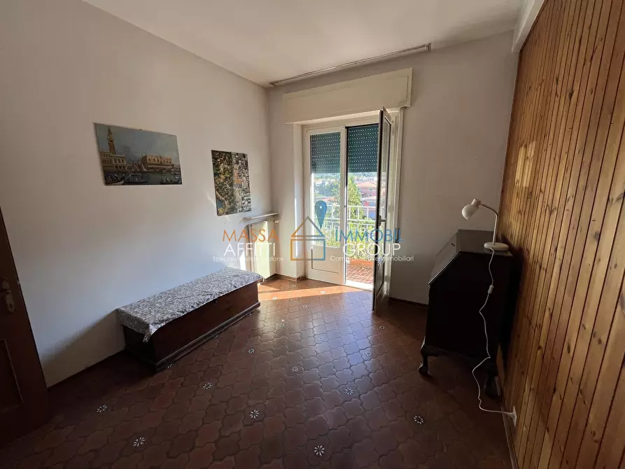 Immagine 12 di Pentalocale in vendita  in Via Giorgini G. Battista 1 a Massa
