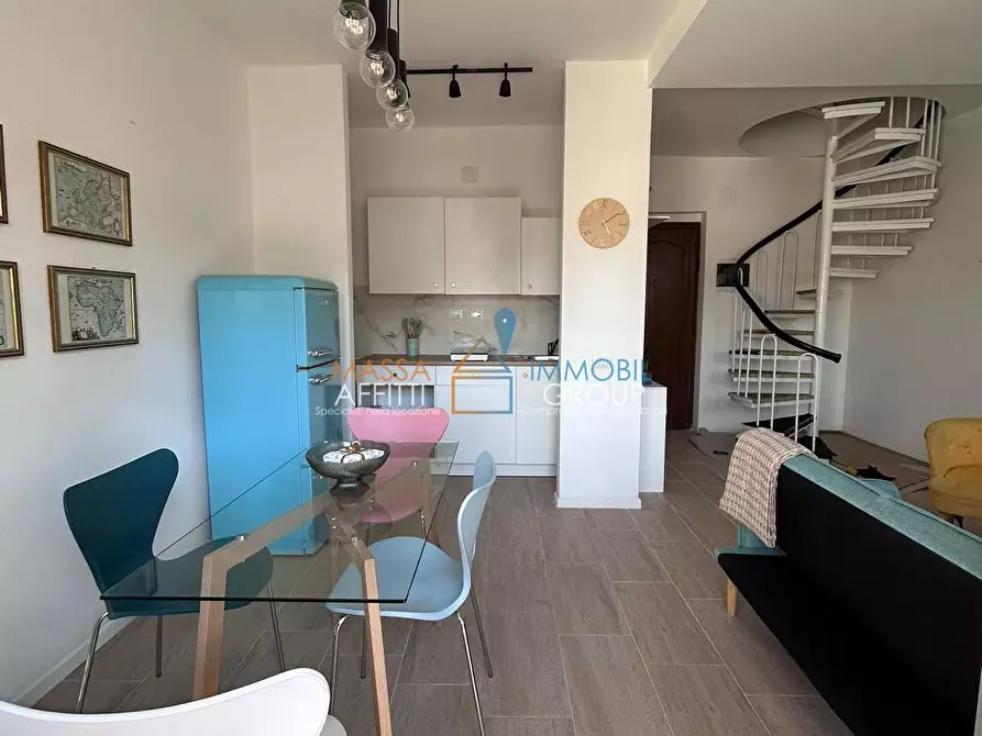 Immagine 6 di Quadrilocale in vendita  in Via Arezzo 77 a Massa