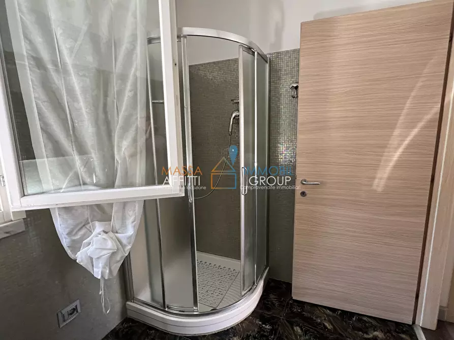 Immagine 19 di Pentalocale in vendita  in Vicolo Pietro Tacca 19 a Carrara