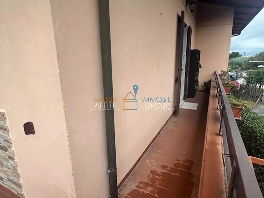 Immagine 4 di Porzione di casa in vendita  in Via Celia 1 a Massa