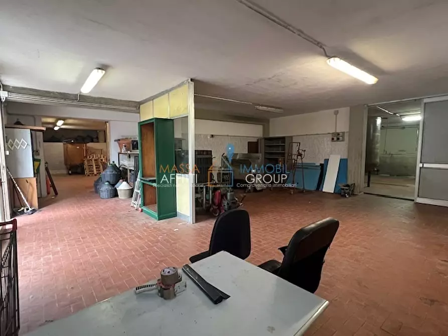 Immagine 6 di Laboratorio in affitto  in Via del Papino 15 a Massa