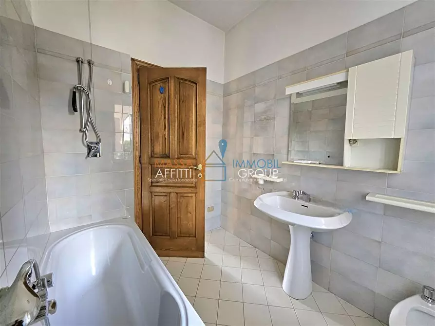 Immagine 23 di Porzione di casa in vendita  in Via Pratta 6 a Massa