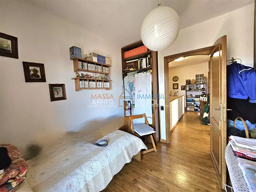 Immagine 19 di Villetta a schiera in vendita  in Via Godola 26 a Massa