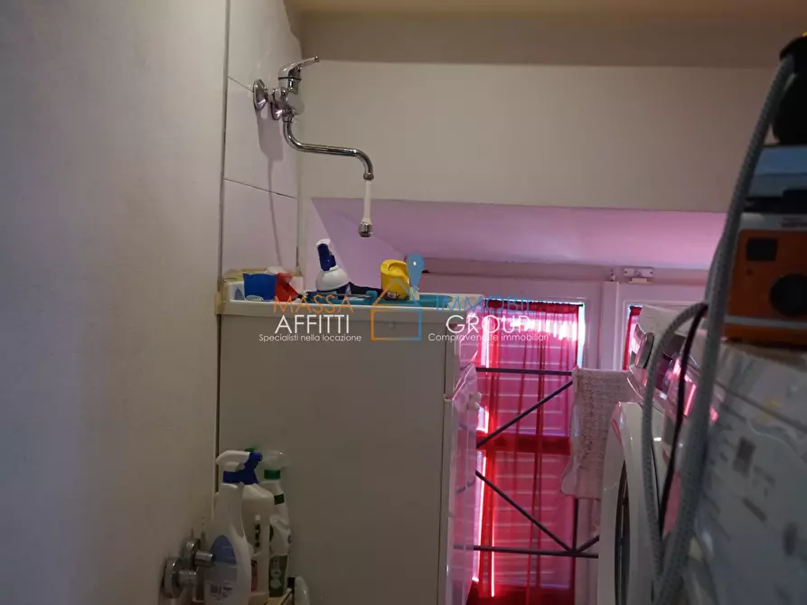 Immagine 23 di Porzione di casa in vendita  in Via Roma 26A a Carrara