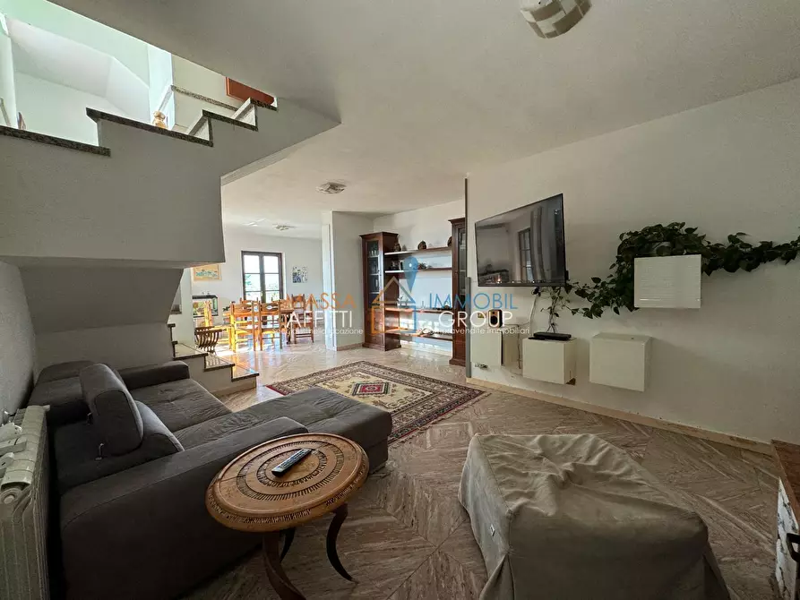 Immagine 10 di Villa in vendita  in Strada Comunale di Monteverde 40 a Carrara