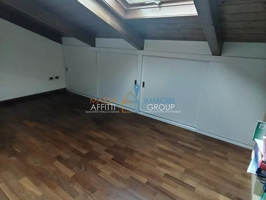 Immagine 32 di Porzione di casa in vendita  in Via Benedetto Croce 14 a Massa