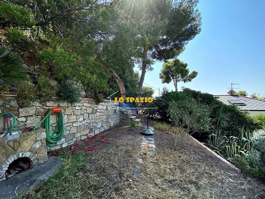 Immagine 48 di Quadrilocale in vendita  in Via Soprana 21 a Andora