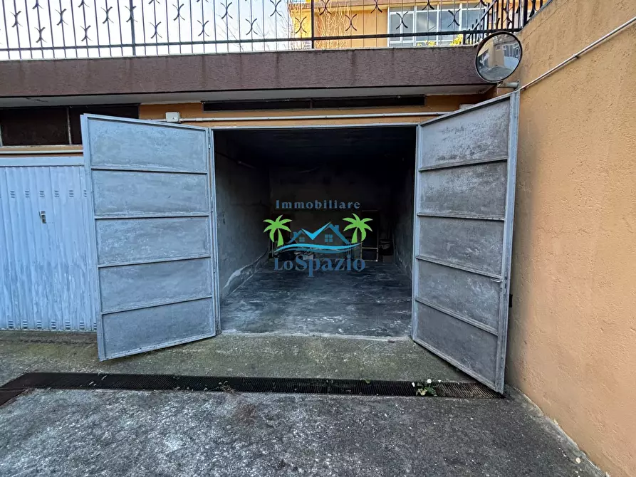 Immagine 24 di Bilocale in vendita  in via san lazzaro a Andora