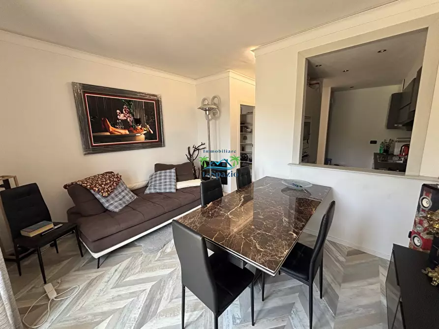 Immagine 8 di Trilocale in vendita  in strada della colla 50 a Andora