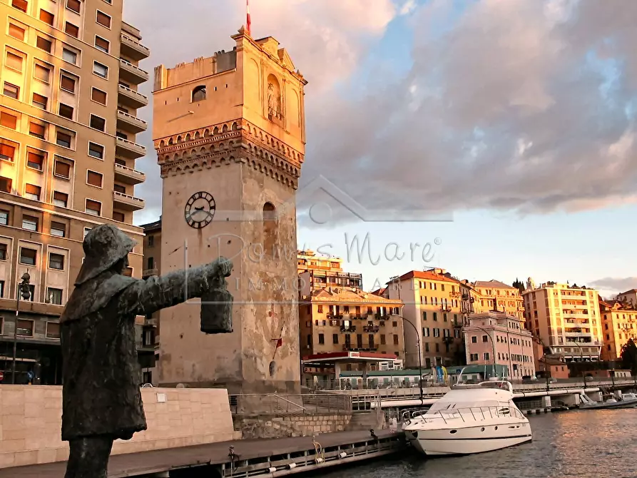 Immagine 2 di Trilocale in affitto  a Savona