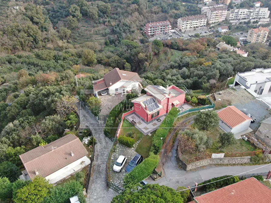 Immagine 30 di Villa in vendita  a Celle Ligure