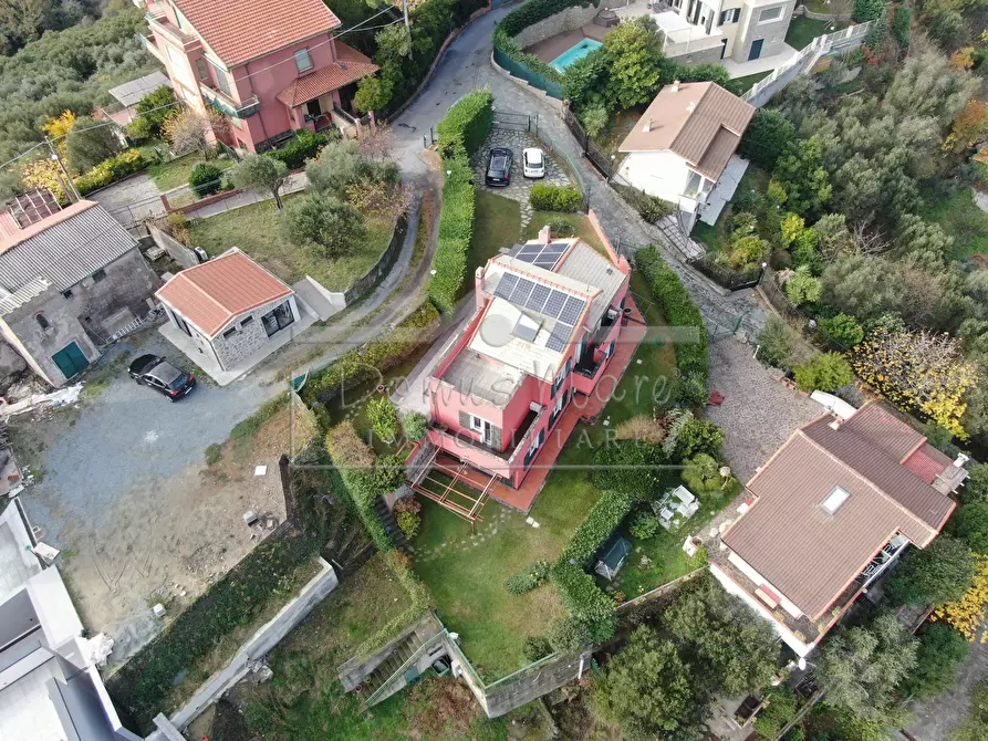Immagine 23 di Villa in vendita  a Celle Ligure