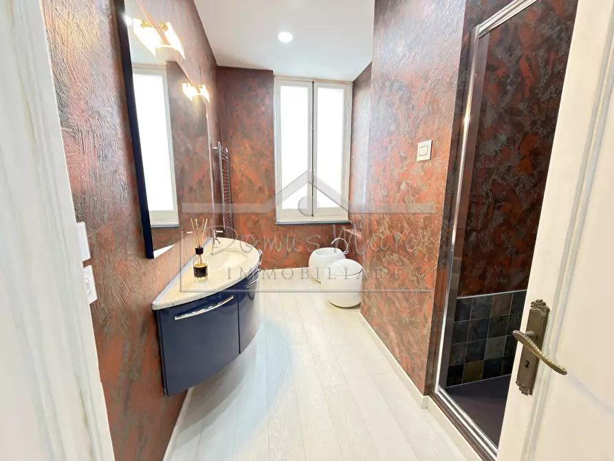 Immagine 21 di Attico in vendita  in Corso Italia 13 a Savona