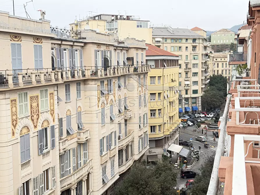 Immagine 29 di Attico in vendita  in Corso Italia 13 a Savona